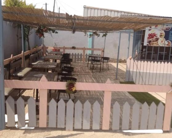 Bh Apero Club Hotel Bertoua Exterior photo