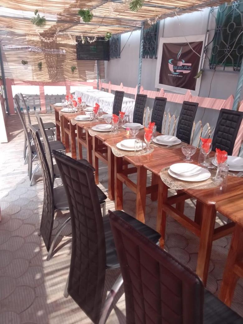 Bh Apero Club Hotel Bertoua Exterior photo